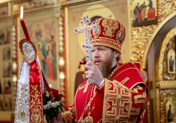 В среду Светлой седмицы митрополит Савва совершил Литургию в вологодском Константино-Еленинском храме