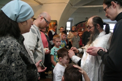 В Андреевском храме Вологды приняли Крещение воспитанники Центра помощи детям №5 города Вологды