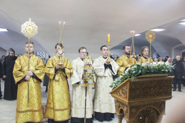 В день памяти святителя Антония Вологодского состоялись торжественное богослужение и Актовый день Вологодской духовной семинарии