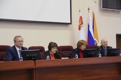 Руководитель Отдела религиозного образования Череповецкой епархии приняла участие в заседании Общественного совета