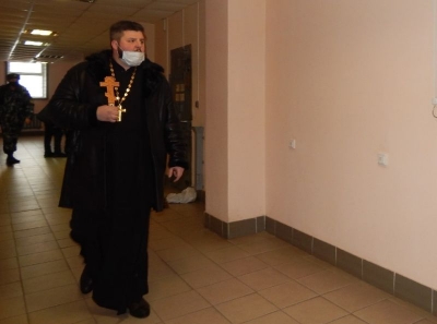 Вологодский священник посетил колонию для осужденных к пожизненному лишению свободы