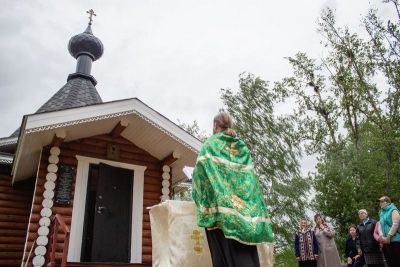 В селе Прилуки состоялось освящение новой деревянной часовни в честь Святителя Николая