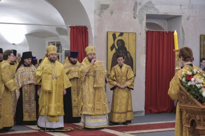 Накануне дня празднования памяти святителя Антония Вологодского митрополит Игнатий совершил всенощное бдение в Воскресенском кафедральном соборе