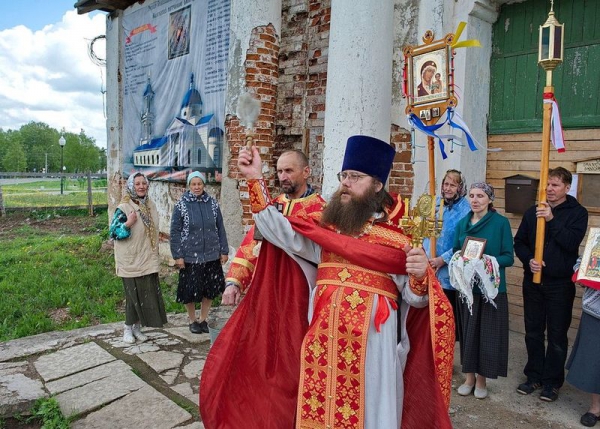 В Казанском соборе города Кириллова отметили день памяти евангелиста Иоанна Богослова