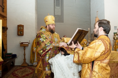 Митрополит Игнатий в воскресный день совершил Литургию в Спасо-Прилуцком монастыре