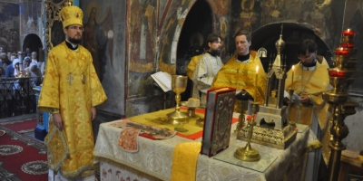Епископ Флавиан совершил Божественную литургию в храме в честь Казанской иконы Божьей Матери г. Устюжна