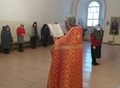 Жители Верховажья усердно помолились великомученице Варваре об избавлении от вредоносного поветрия