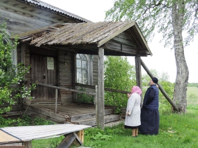 Прихожане сямженского храма посетили деревню Георгиевскую