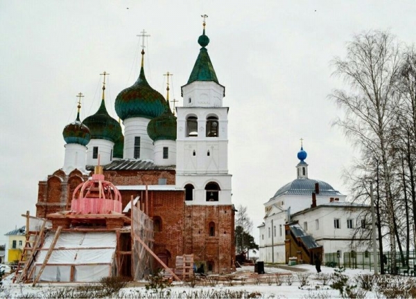 Прихожане храмов Вологды и Кадникова совершили паломническую поездку в село Годеново Ярославской области