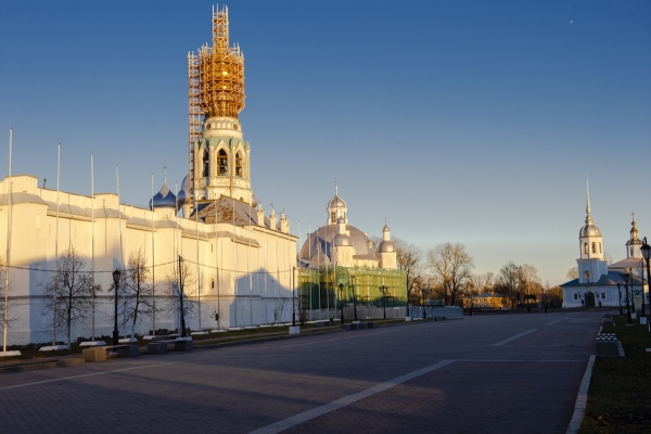 Митрополит Игнатий совершил Литургию в Воскресенском кафедральном соборе