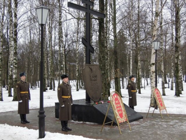 В Череповце вспоминали погибших в мирное время воинов-земляков