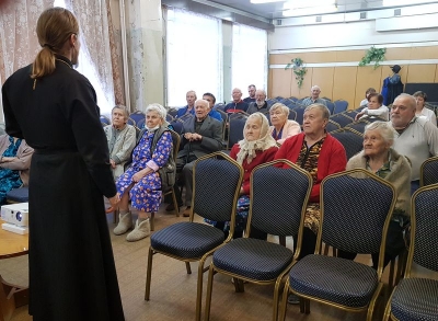 В Вологодском госпитале для ветеранов войн состоялась очередная миссионерская встреча-кинолекторий