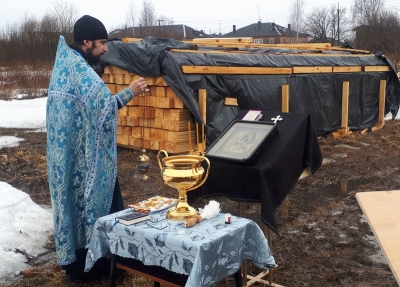 Приход храма преподобного Амфилохия Глушицкого города Сокола начинает строительство церковного дома