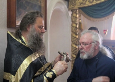 Cвященнослужители Великоустюжской епархии приняли Таинство Соборования