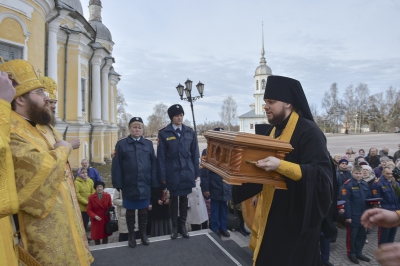 В Вологодской митрополии прошли торжества по случаю принесения мощей вологодских святителей в Воскресенский кафедральный собор г.Вологды