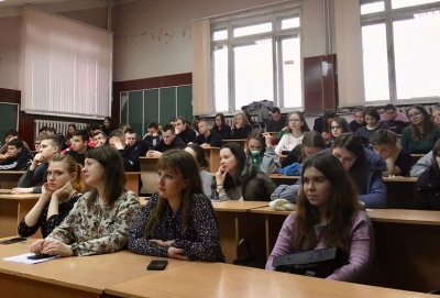 Иерей Михаил Болотский провел беседу со студентами Вологодского госуниверситета о деструктивных сектах