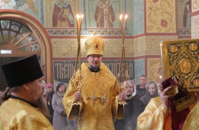 Епископ Флавиан возглавил Божественную литургию в день 4-летия учреждения Череповецкой епархии