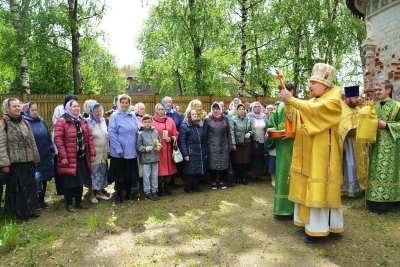 В престольный праздник епископ Тарасий возглавил праздничные богослужения в Леонтьевском храме города Великого Устюга