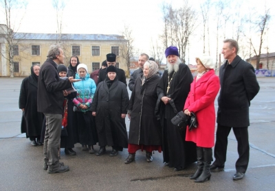 Гости Всероссийской Таисиевской конференции посетили святые места Череповца
