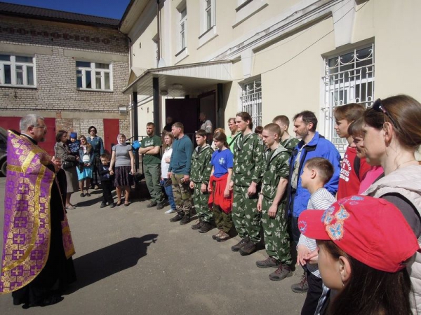 Дружинники-разведчики Архиерейского Воскресенского подворья встретили Пасху в Крыму