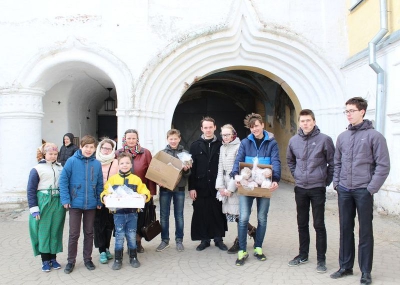 Молодежь православного движение &quot;Воля&quot; провела акцию &quot;Пасхальный свет&quot; для воспитанников детского дома