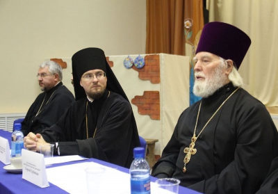 Епископ Череповецкий и Белозерский Флавиан возглавил круглый стол с педагогами учебных заведений
