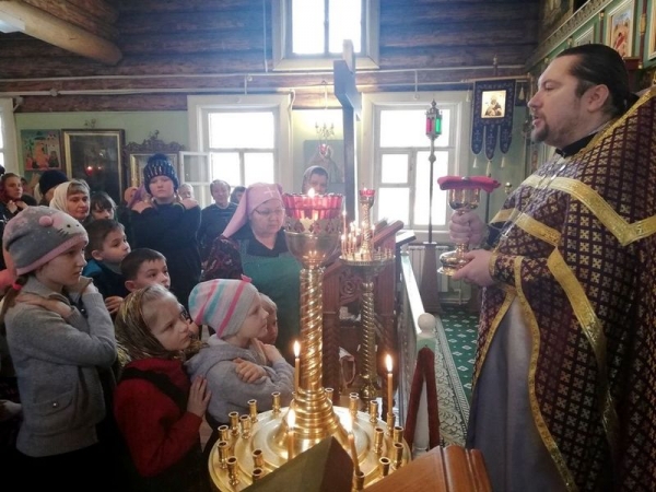 В Сергиевском храме Вологды установлена в иконостас икона преподобного Серафима Саровского