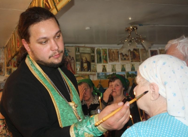 Клирики Прокопиевского собора Великого Устюга посетили удаленные общины верующих Великоустюгского района