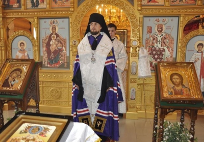 Епископ Флавиан совершил всенощное бдение в Покровском храме поселка Белый Ручей