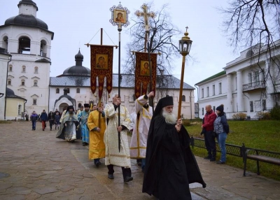 В Кирилло-Белозерском монастыре состоялось празднование в честь Казанской иконы Божией Матери