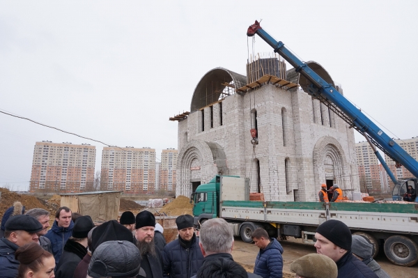 Монолитные работы по храму на Некрасовской в Москве завершат летом