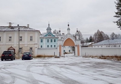 Православная молодежь побывала в Павло-Обнорском монастыре