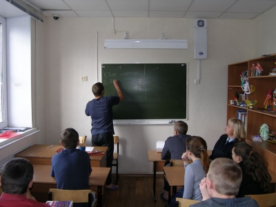 Представитель женсовета Вологодской епархии провела занятие с трудными подростками