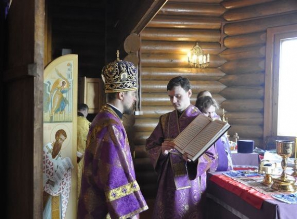 Епископ Флавиан возглавил Литургию в храме Илии Пророка села Мякса