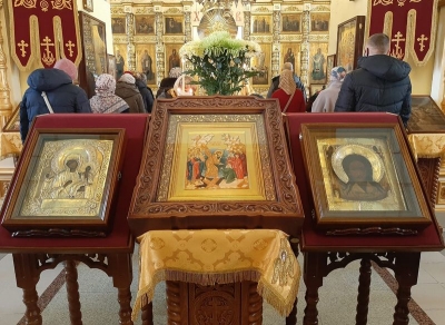 На Архиерейском Воскресенском подворье города Череповца отметили праздник Торжества Православия