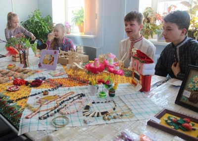 Благотворительная ярмарка прошла в воскресной школе преподобных Афанасия и Феодосия Череповецких