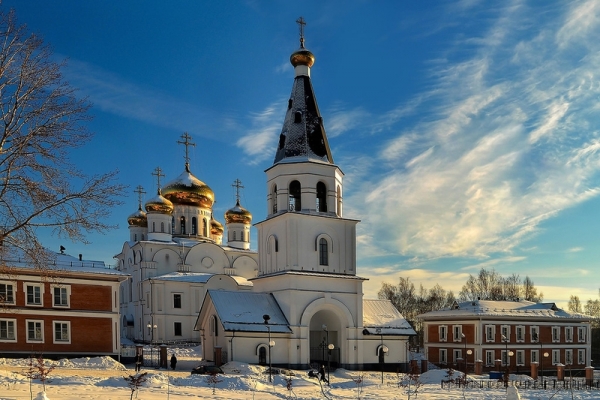 В день Торжества Православия в кафедральном соборе города Череповца состоялась архиерейская Литургия