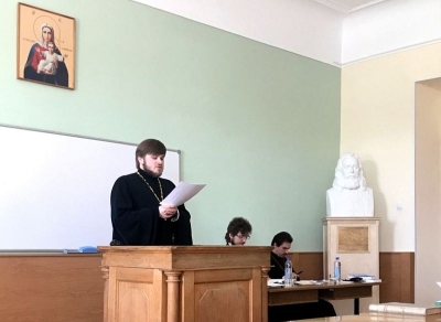 Студенты Вологодской семинарии приняли участие в научно-богословской конференции