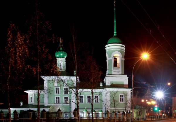 В храме Святителя Николая на Глинках состоится ночная молодежная Божественная литургия