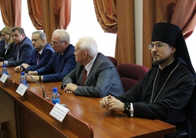 Епископ Флавиан принял участие в заседании 77-й сессии Городской думы