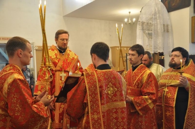 Епископ Флавиан возглавил вечернее богослужение в день памяти преподобного Сергия Шухтомского