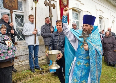 В Покровской церкви деревни Аксеново отметили престольный праздник