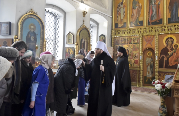 В воскресный день 21 февраля митрополит Игнатий совершил Литургию в храме Покрова на Торгу г.Вологды