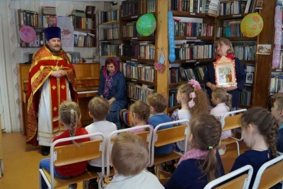 Для воспитанников воскресной школы Успенского храма Белозерска организовали пасхальное мероприятие