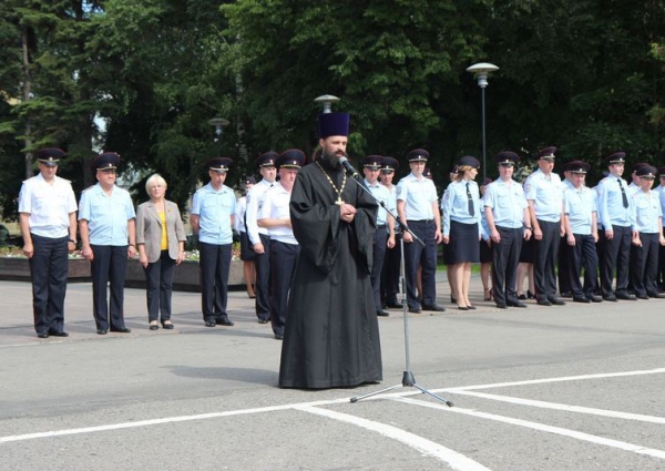 Выпускники вологодского Центра профессиональной подготовки УМВД приняли присягу