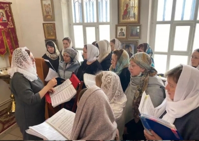 Церковно-певческая школа «Соборная горка» активно участвует в проведении богослужений в храмах Череповецкой епархии
