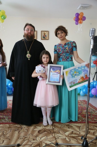 Епископ Вологодский и Великоустюжский Игнатий посетил детский праздник в Епархиальном просветительском центре г. Шахты, посвященный Дню защиты детей