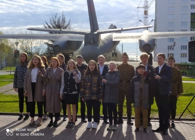 Юные воспитанники Вологодской семинарии приняли участие в общегородской акции поздравления ветеранов войны на дому