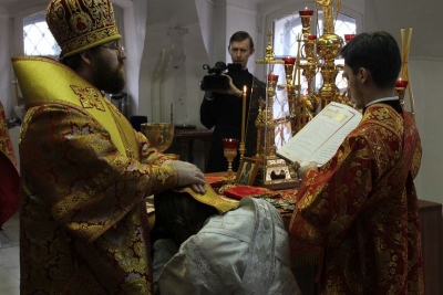 В неделю о расслабленном митрополит Игнатий совершил диаконскую хиротонию студента семинарии