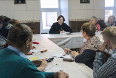 Преподаватели Вологодской семинарии проводят занятия в духовно-просветительском центре